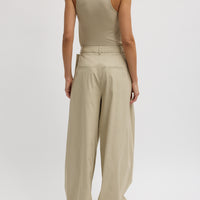 Luxe Spring Twill Pleated Trouser