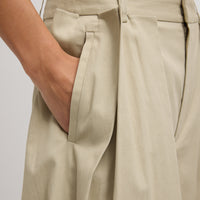 Luxe Spring Twill Pleated Trouser
