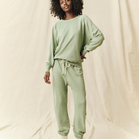 The College Sweatshirt Pistachio