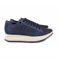Oceania Sneaker