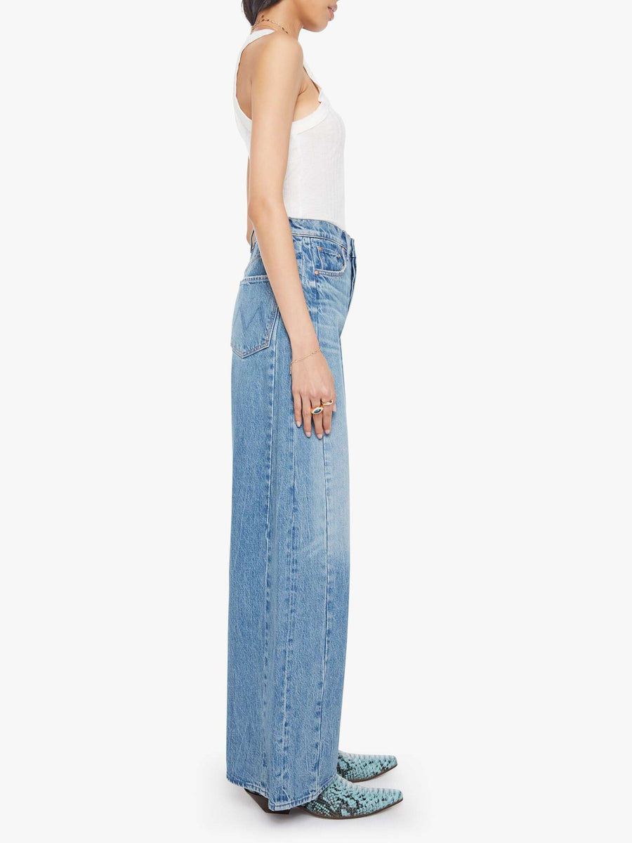 The Pipe-Dream Button Sneak