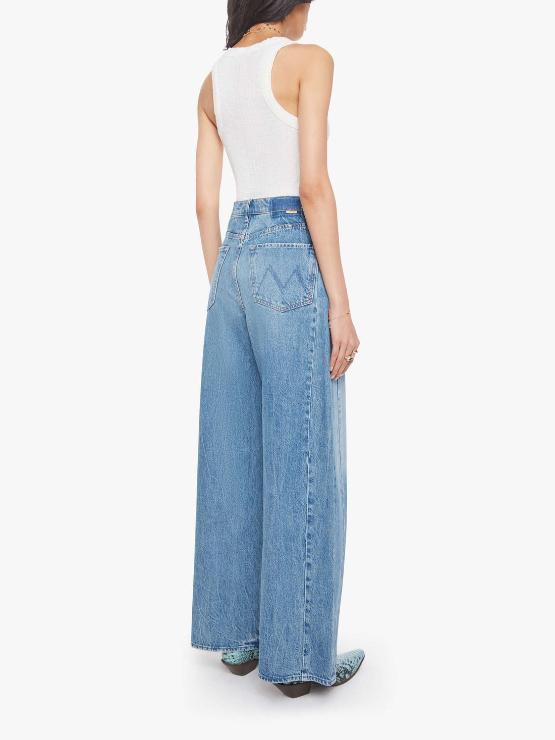 The Pipe-Dream Button Sneak