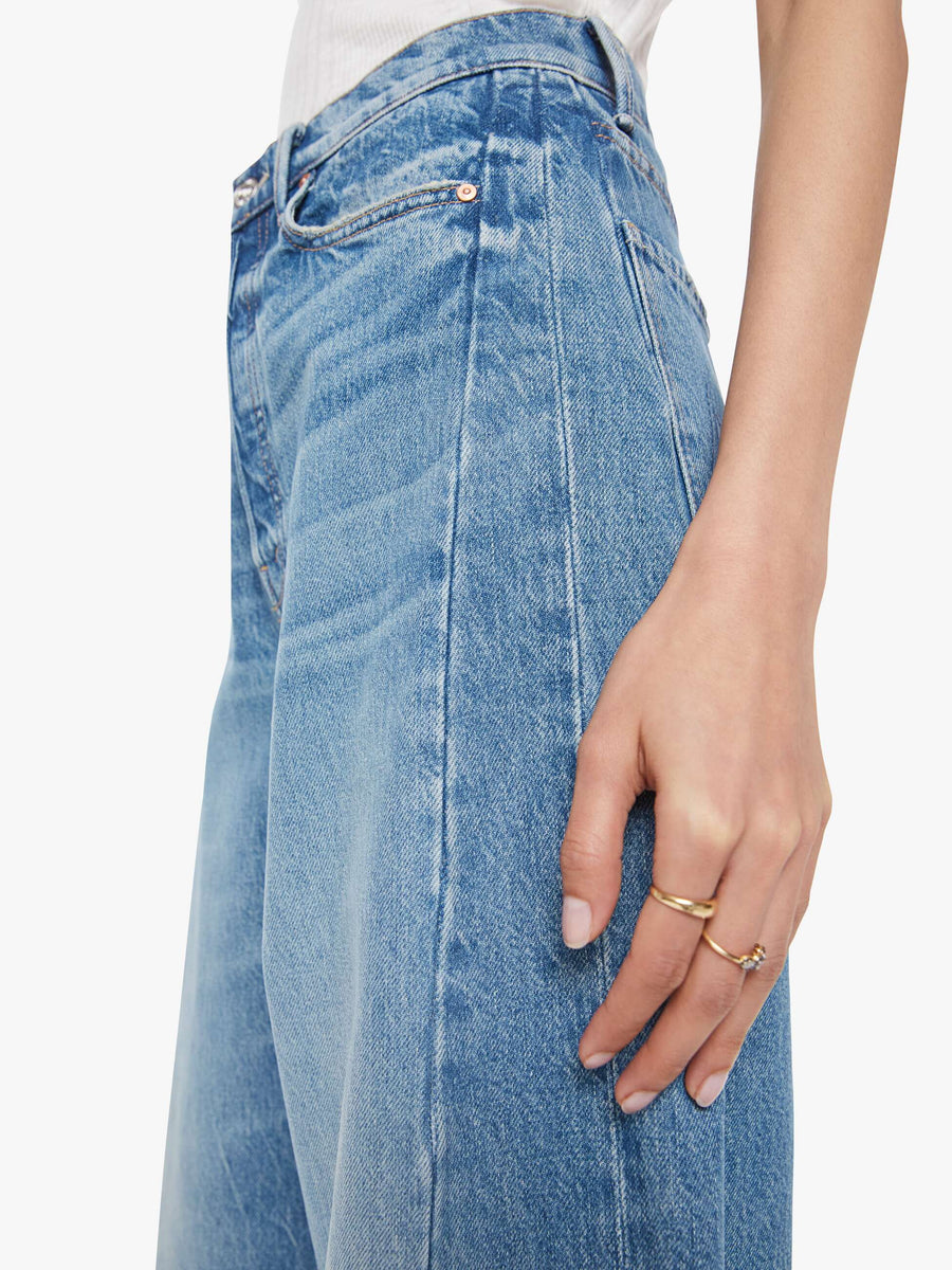 The Pipe-Dream Button Sneak