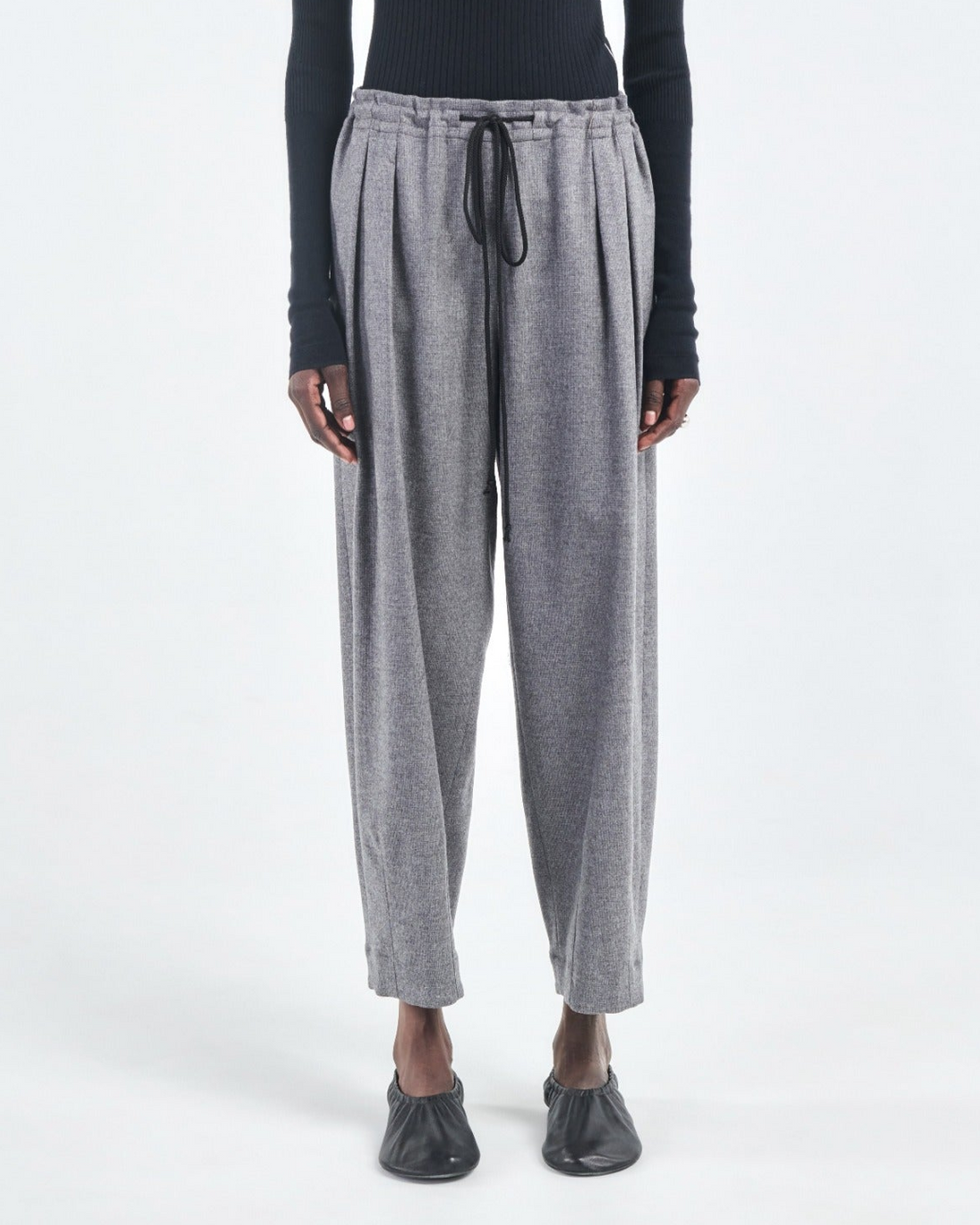 Barrel Leg Drawstring Trouser