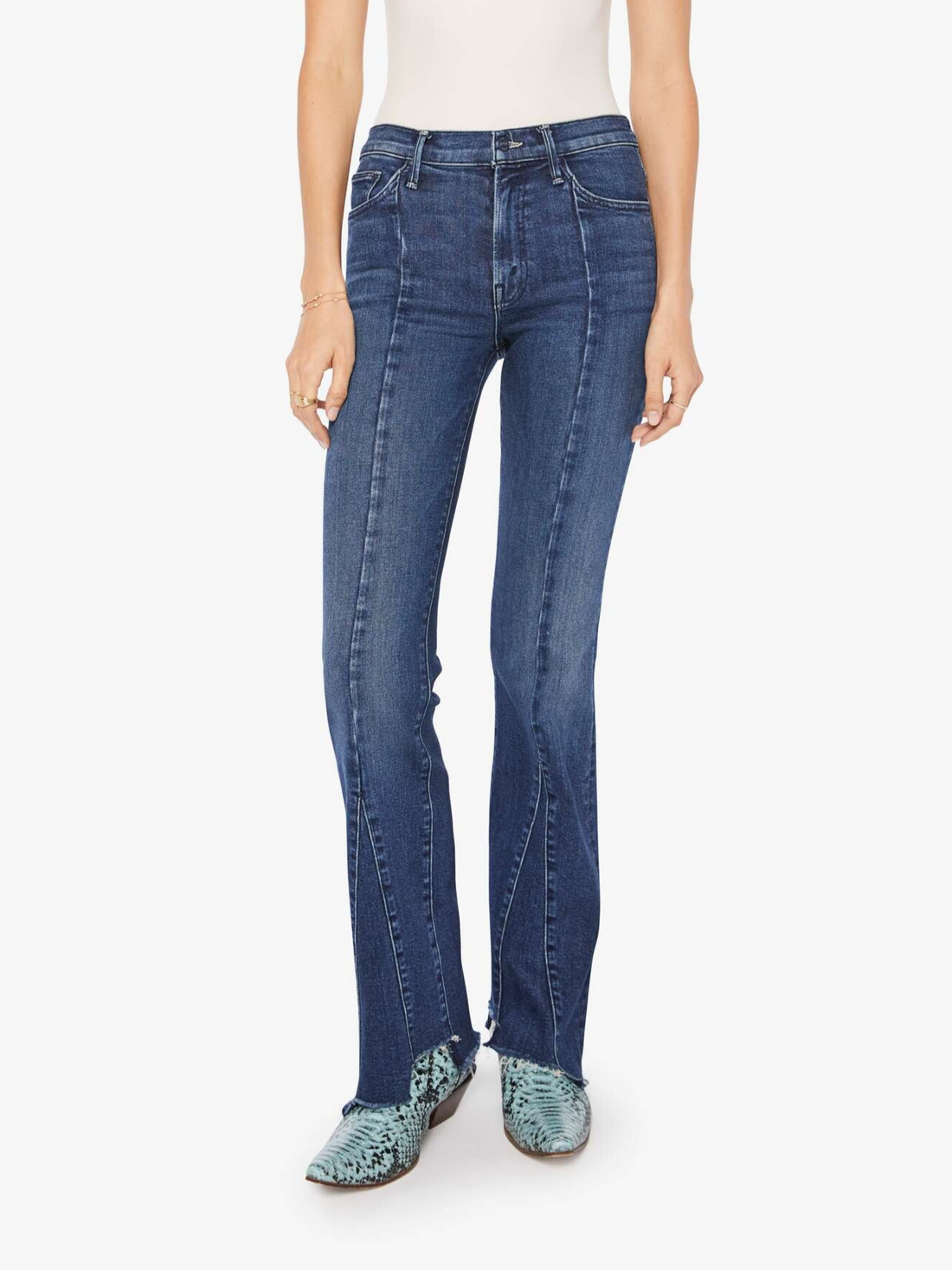 The Insider Skimp Pointy Fray