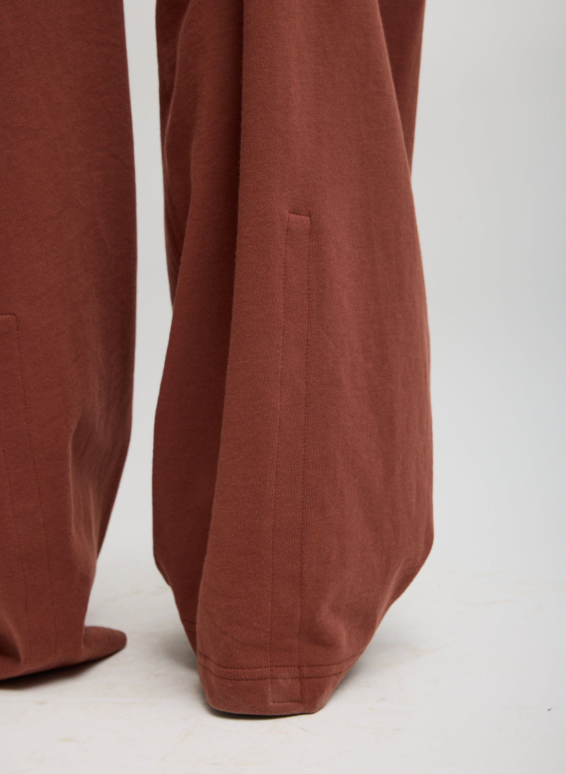 Lightweight Winslow Sweats Red Clay
