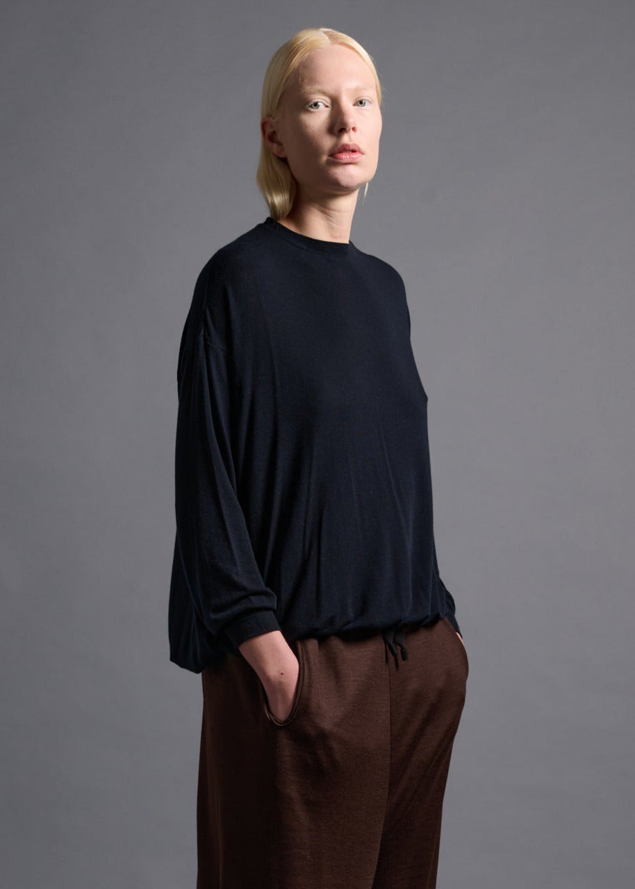 Macy Narrow Sleeve Top