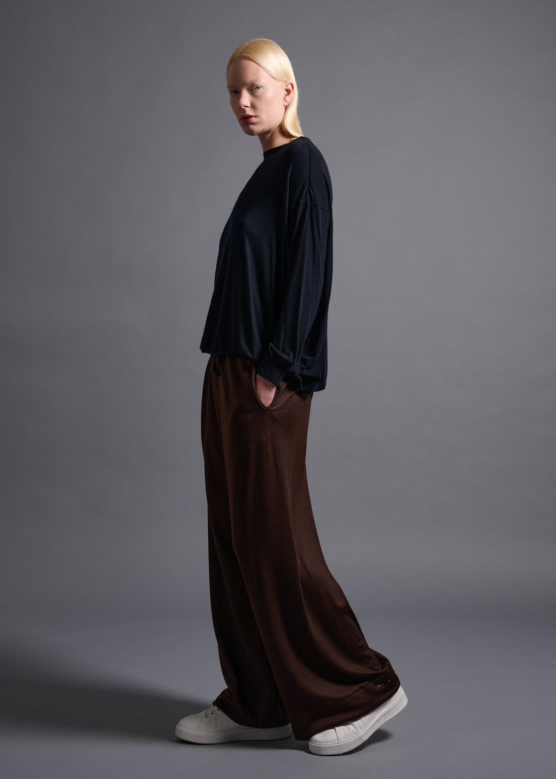 Macy Narrow Sleeve Top