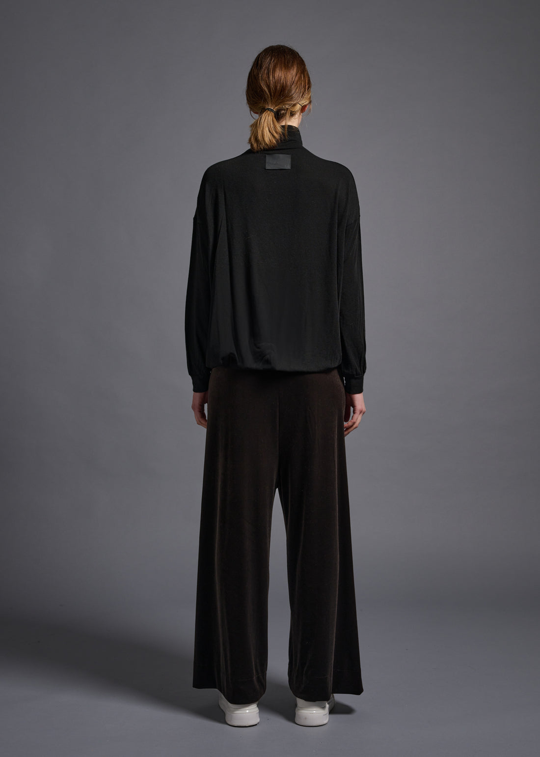 Myra Narrow Sleeve Top