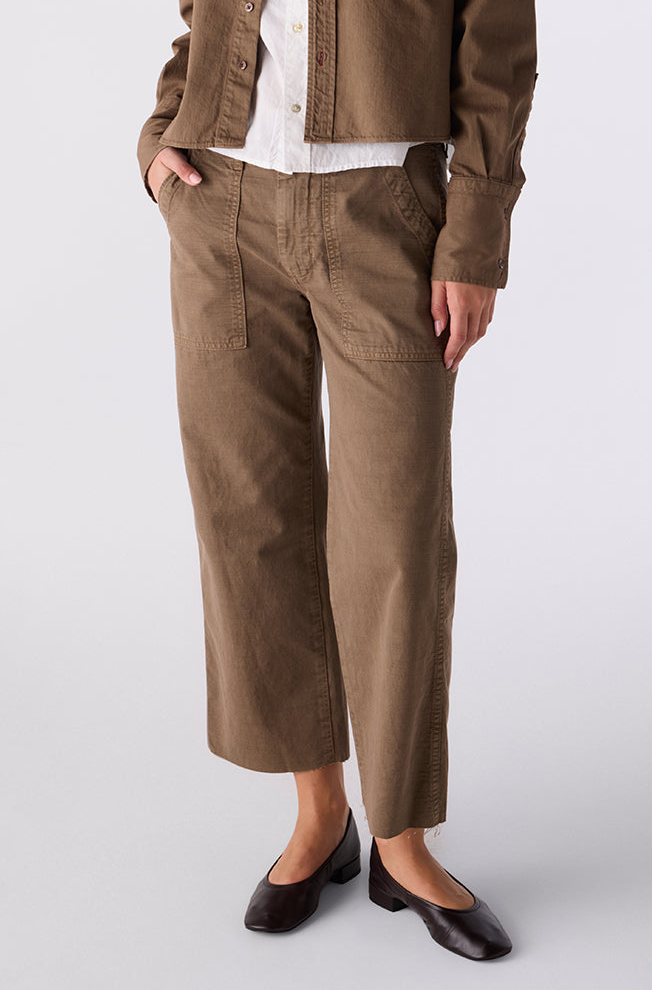 Easy Army Slouch Crop