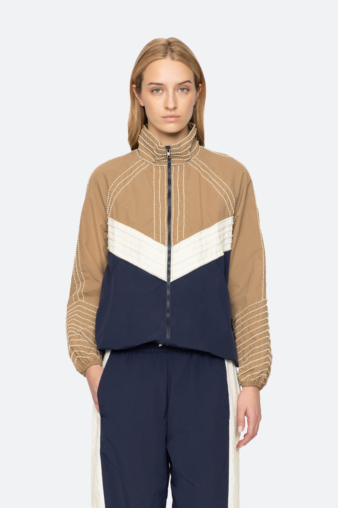 Quinn Windbreaker