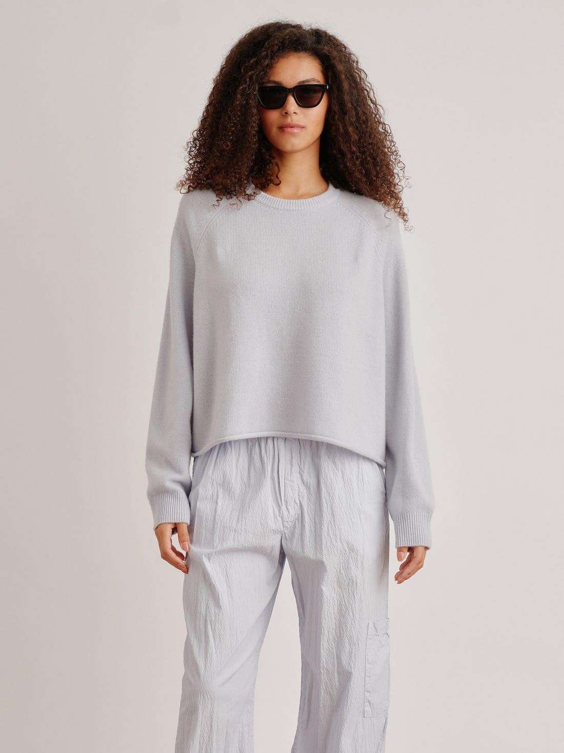 Riya Saddle Crewneck Whisper