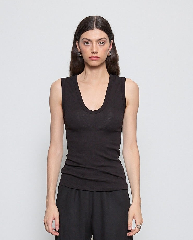 Textured Rib U Tank