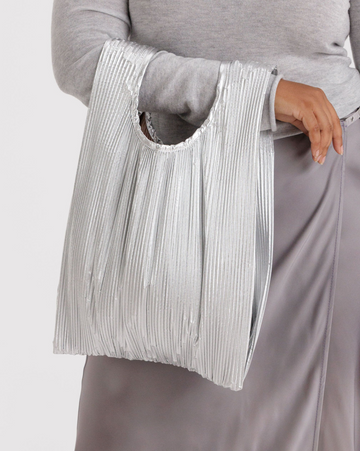 Pleated Metallic Baggu