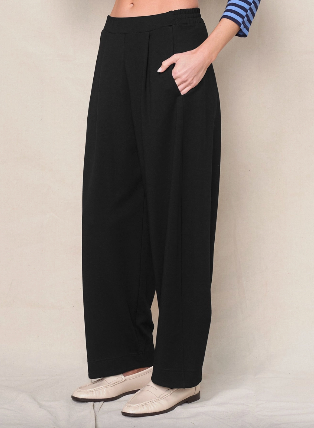 Luxe Ponte Barrel Trouser