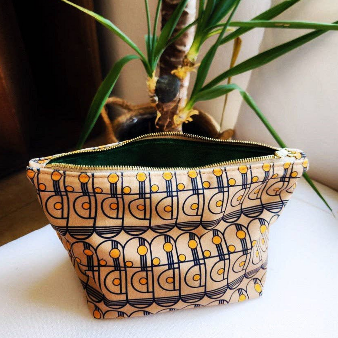 Camel Modern Traveller