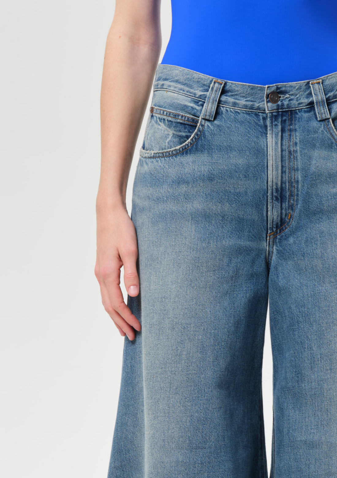 Lantern Jean