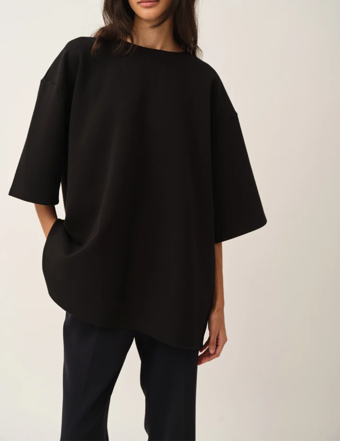 TG Bow Tee Black