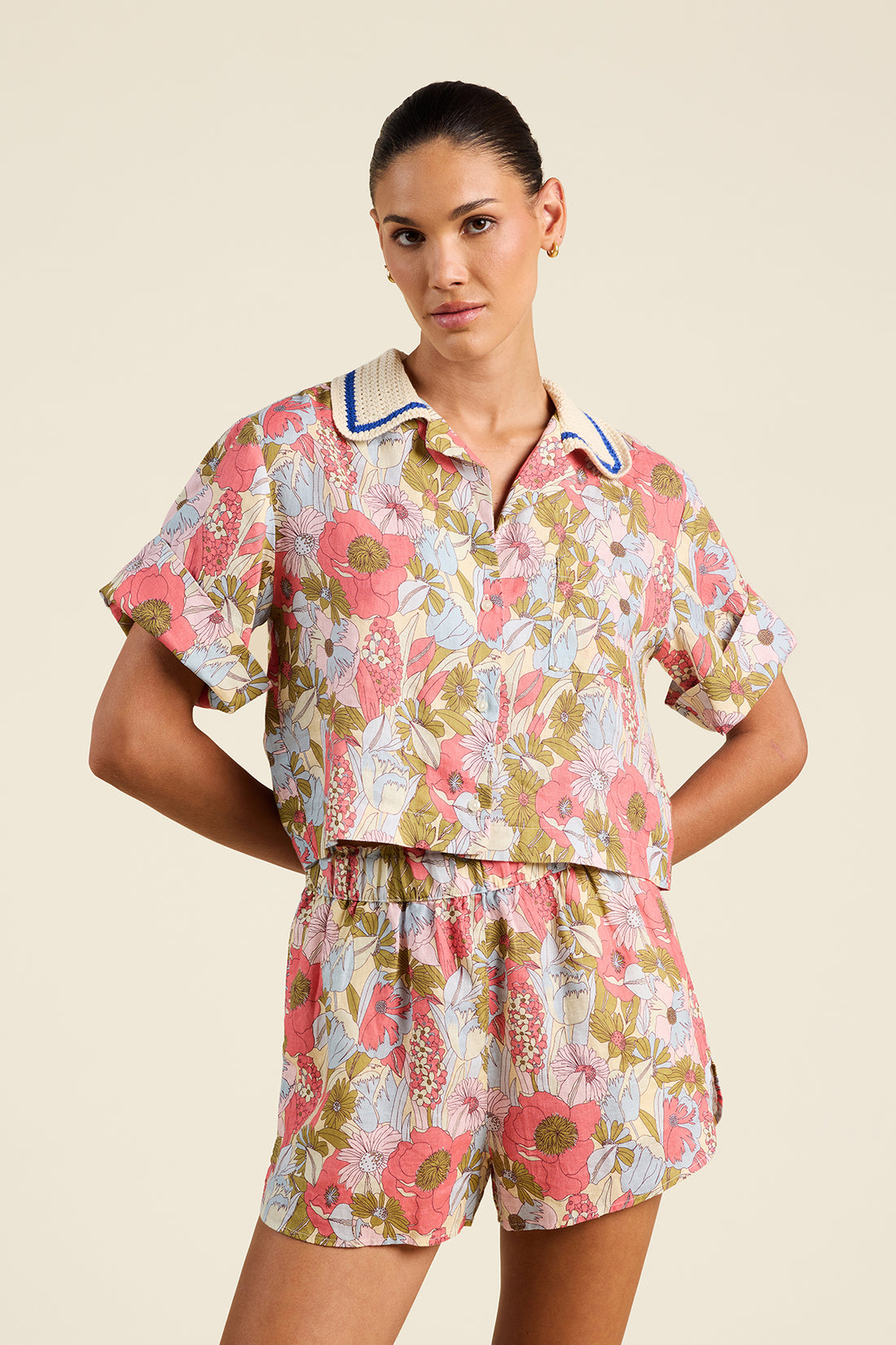 Lucy Tarsila Short